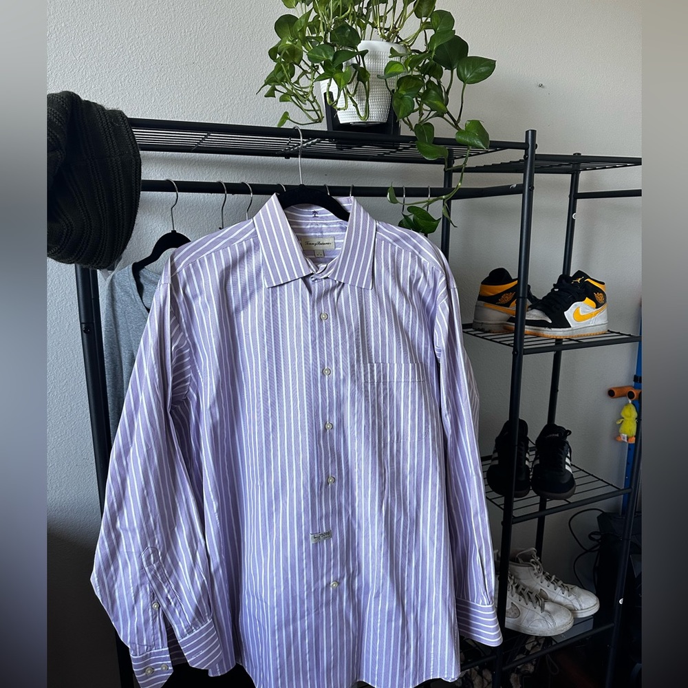 Tommy Bahamas button down shirt